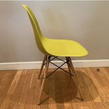 DSW chair by Charles & Ray Eames