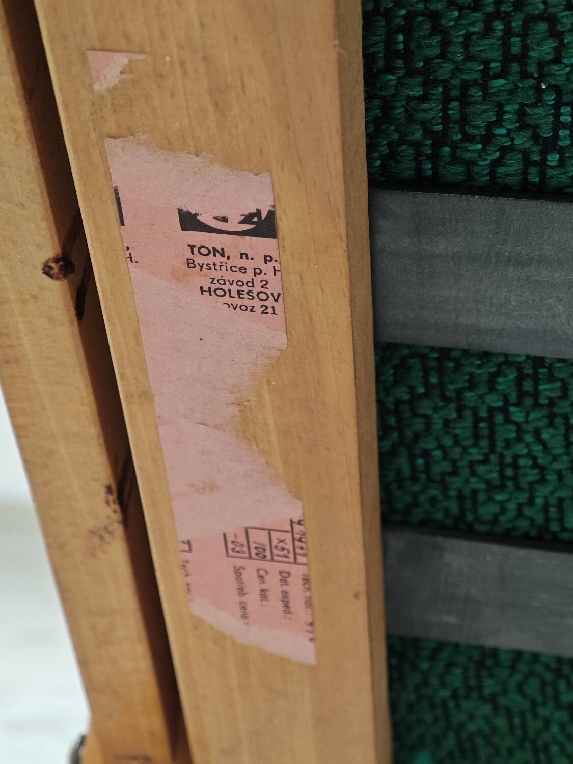 Pair of green-red boomerang armchairs by Antonin Suman for Ton (Thonet) 19