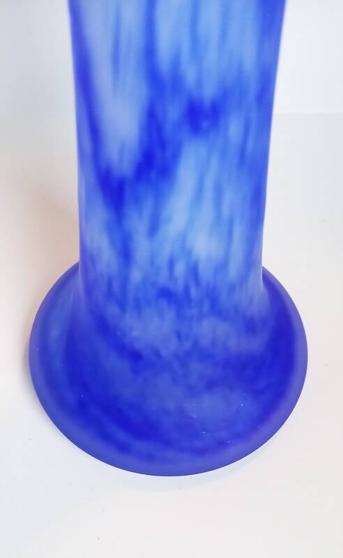 Large soliflore vase in blue glass paste – 1970s.