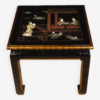 Coffee table lacquered chinoiserie from the 20th century