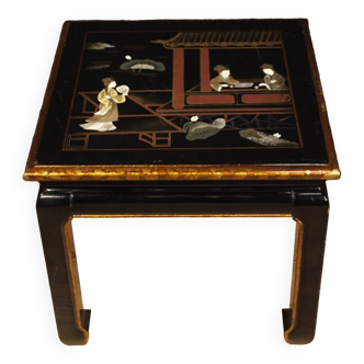 Coffee table lacquered chinoiserie from the 20th century