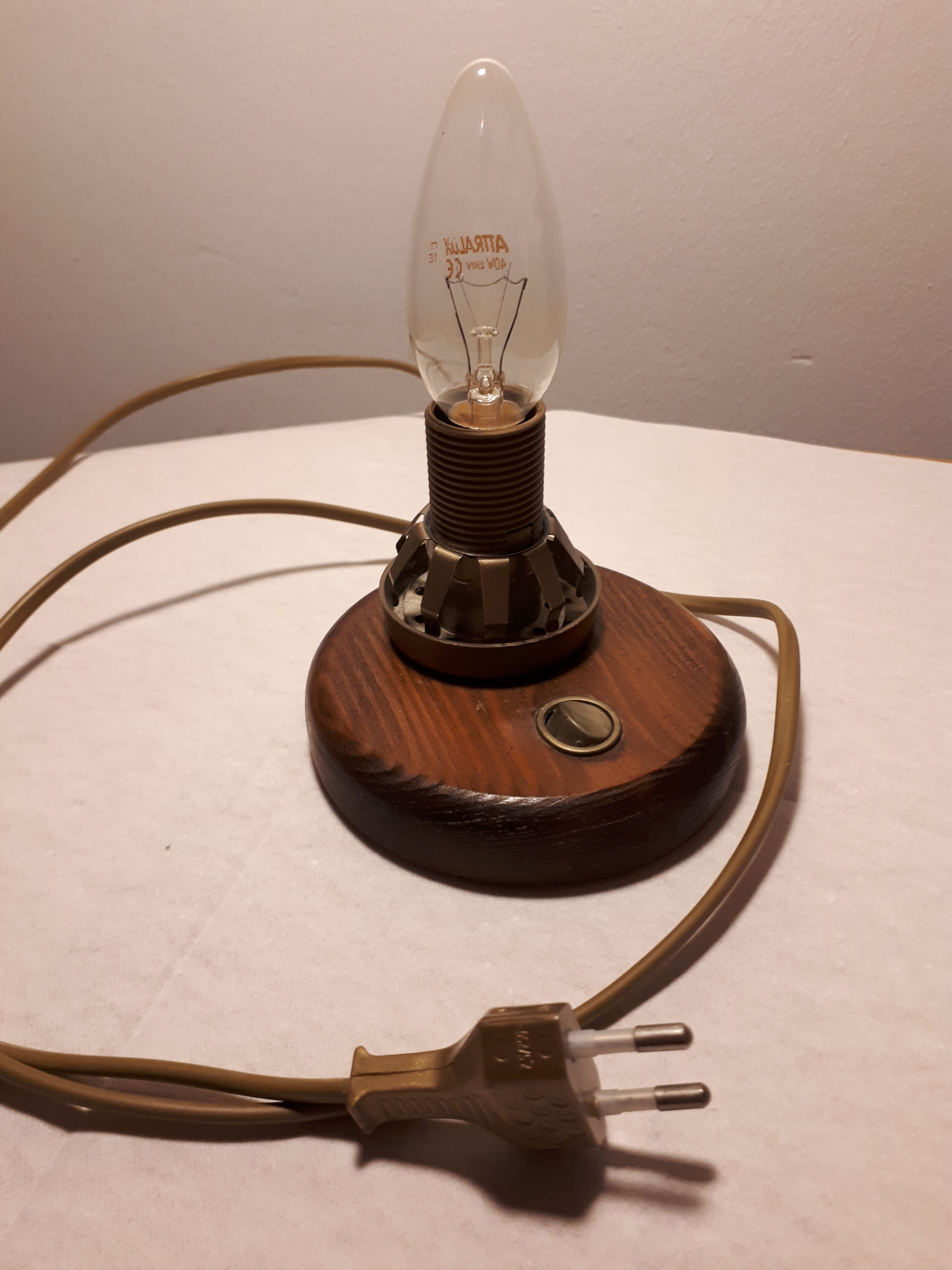 Original vintage bedside lamp from 1960-1970