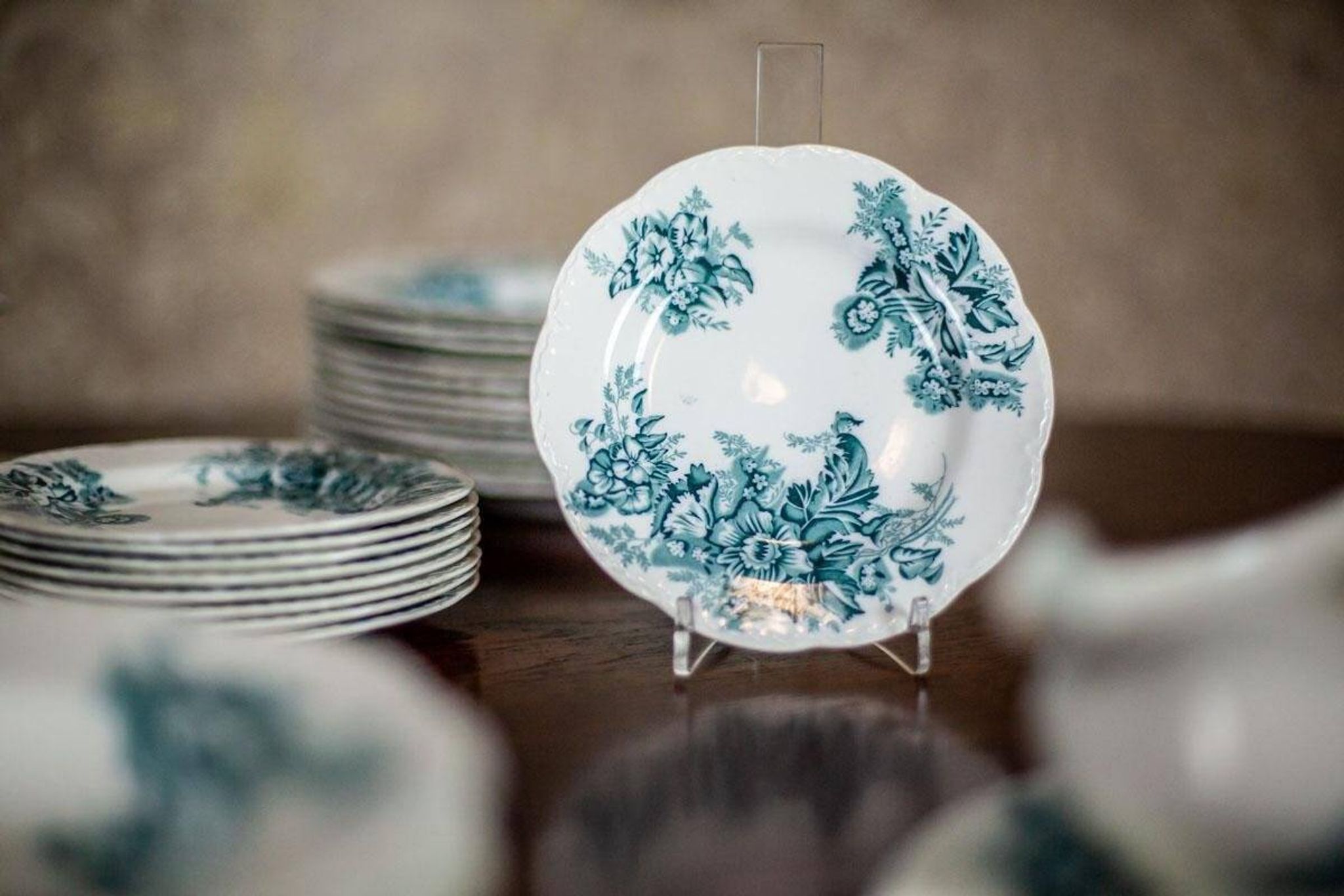 20th Century Anemone Porcelain Set by Johnson Brothers, 1930s, Set of 28