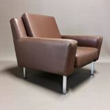 Fauteuil cuir marron design classique scandinave 1950