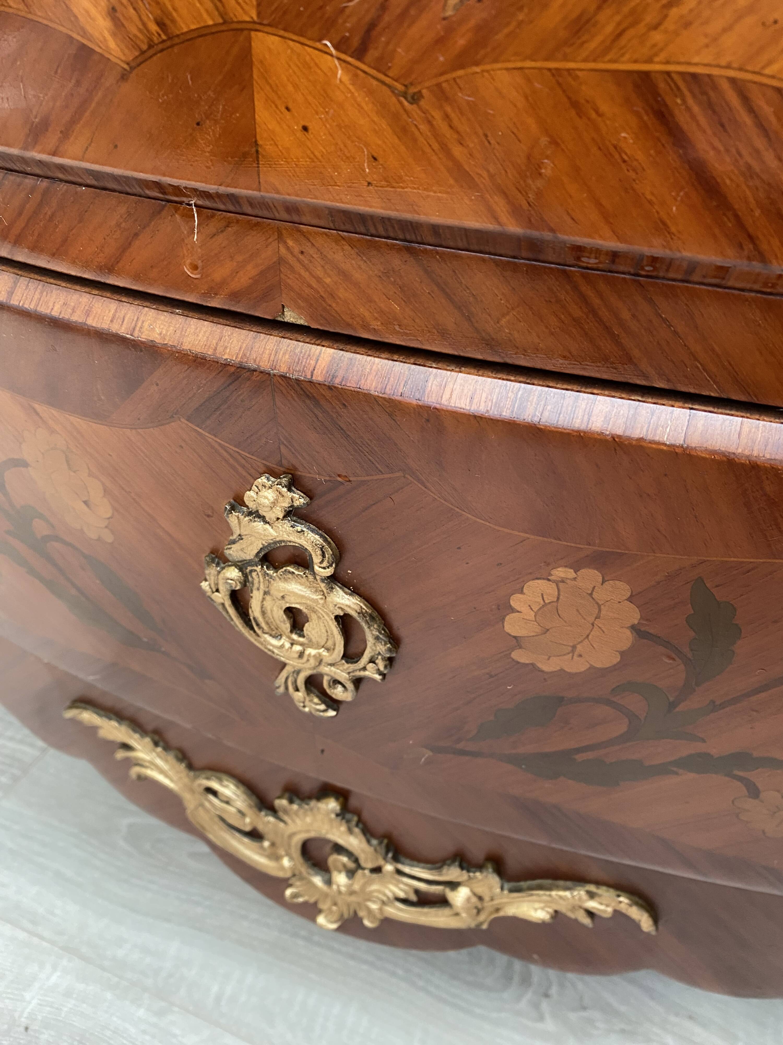 Louis XV commode