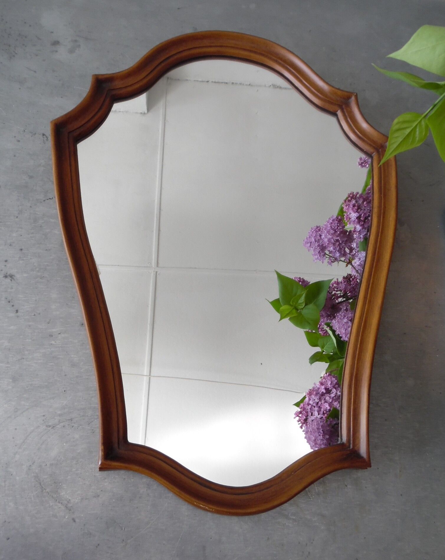 Classic wooden mirror 39x55cm
