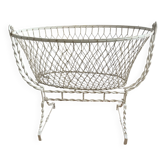 Cradle from the 1940s
