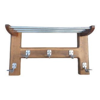 Wall-mounted entrance cloakroom in H with 5 hooks and hat racks