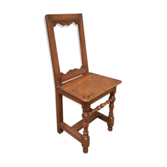 Walnut stepladder chair