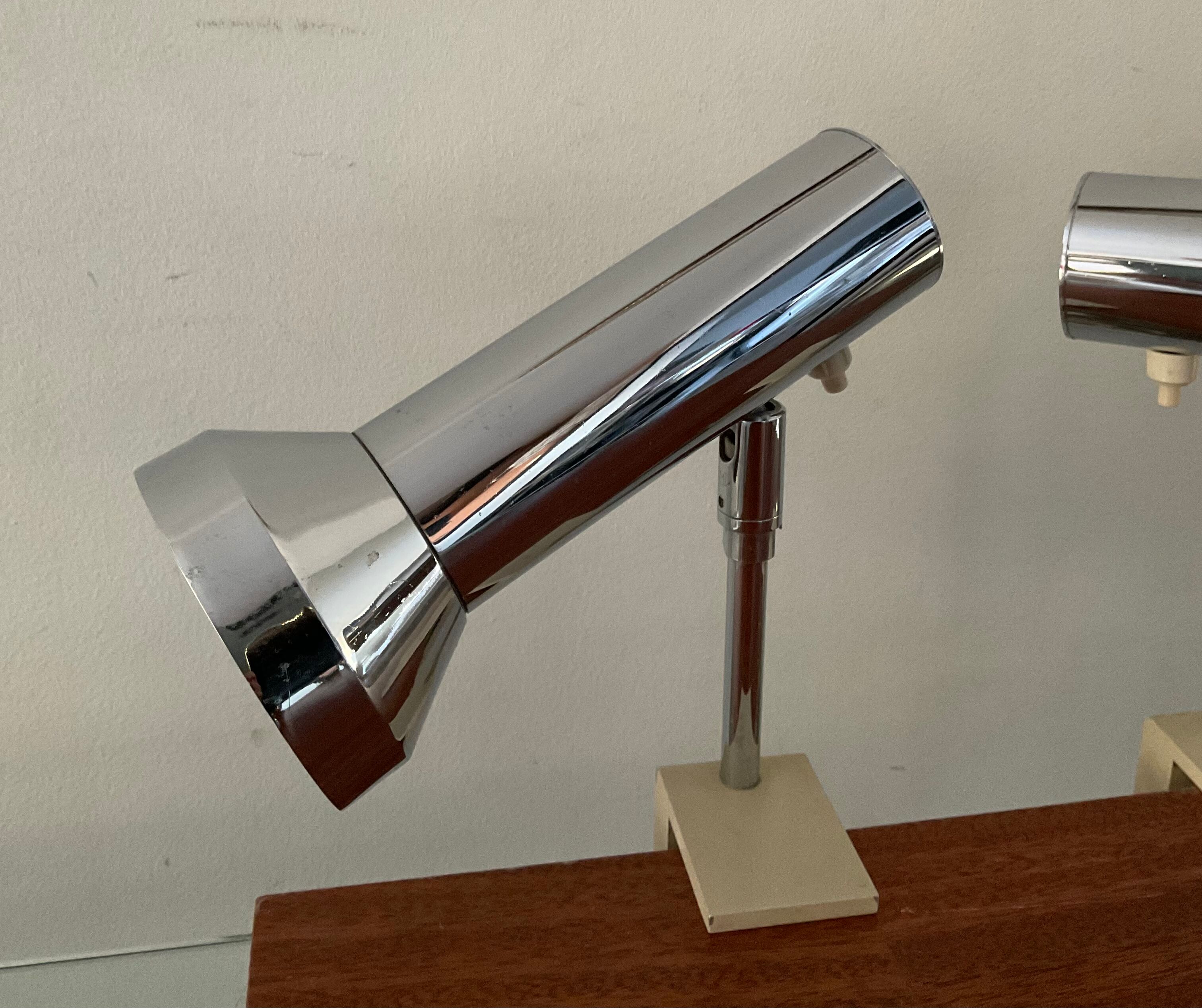 Pair of vintage wall lamps 60-70s