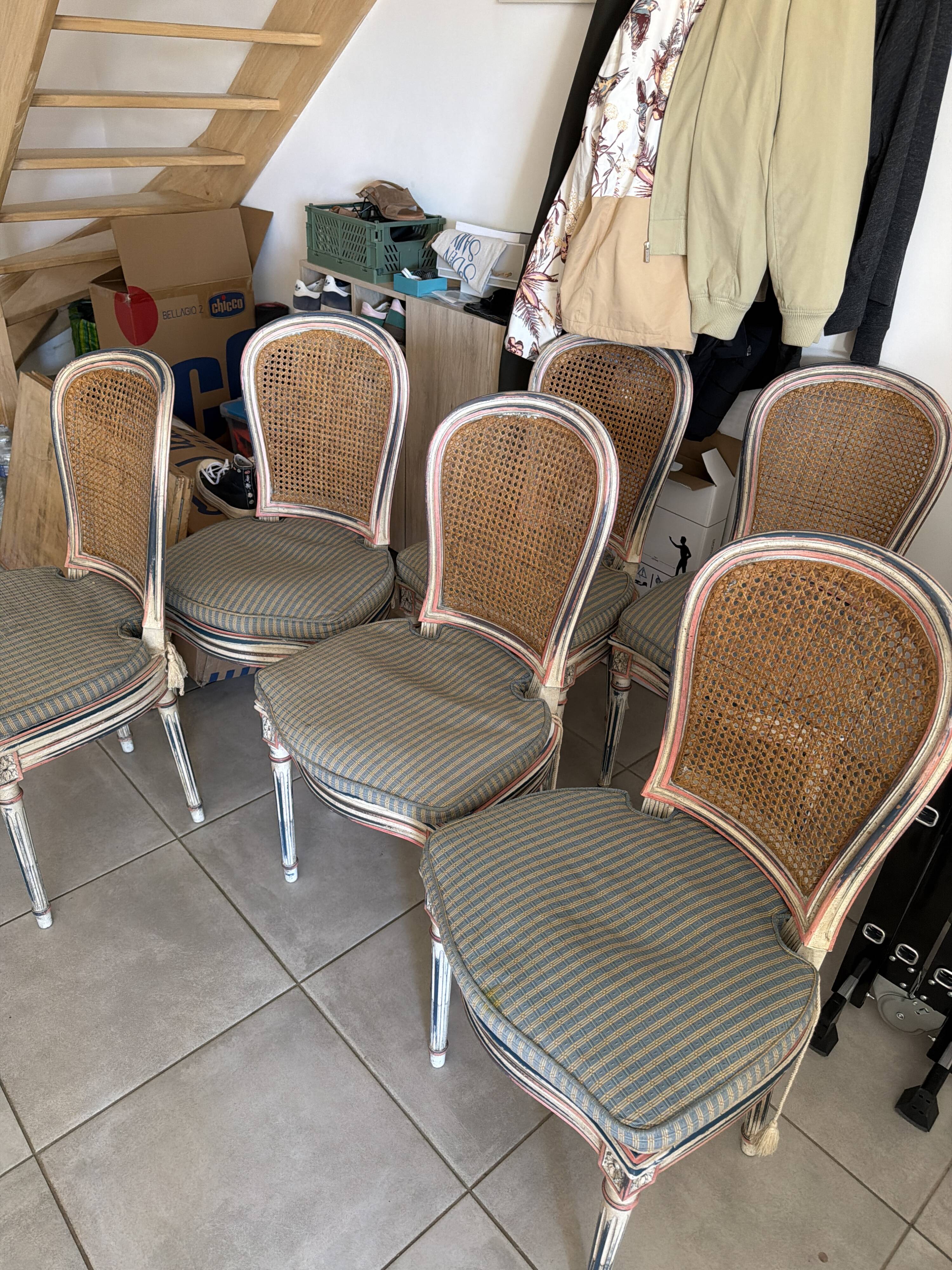 Lot de 6 chaises style Louis XVI avec cannage