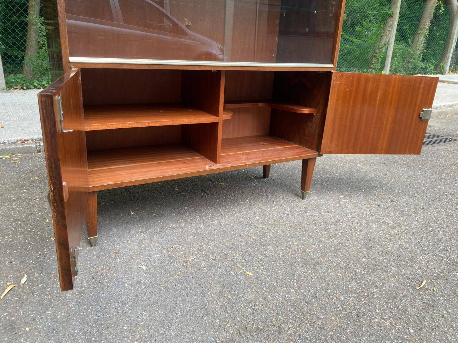 Scandinavian high buffet display cabinet in rosewood from the 1950s.