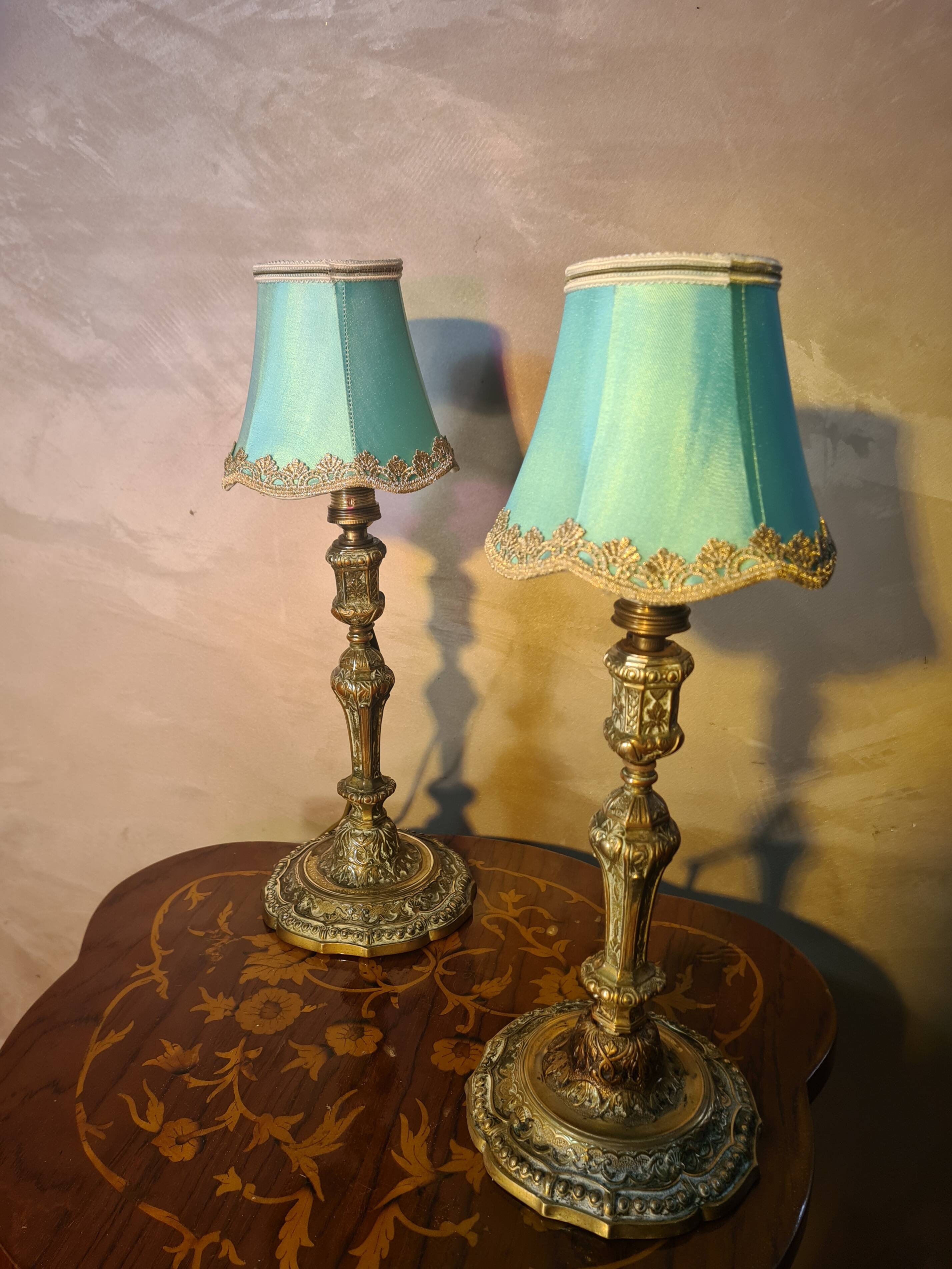 pair of chiselled bronze bedside lamps from 1900, silk shade and trim style