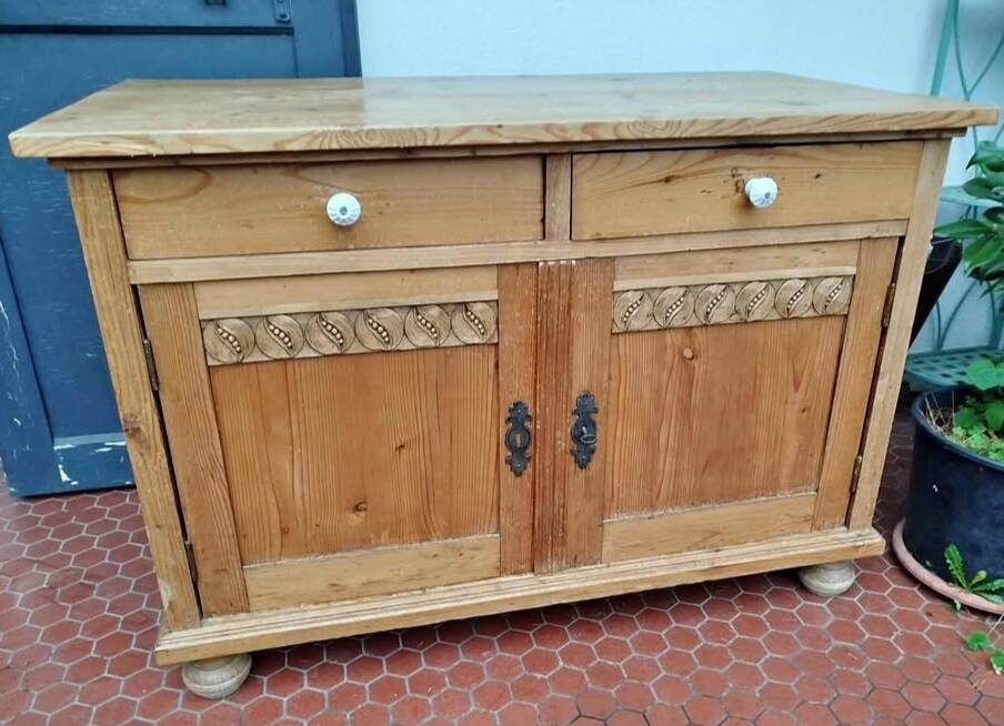 Buffet parisien ancien Pichpin