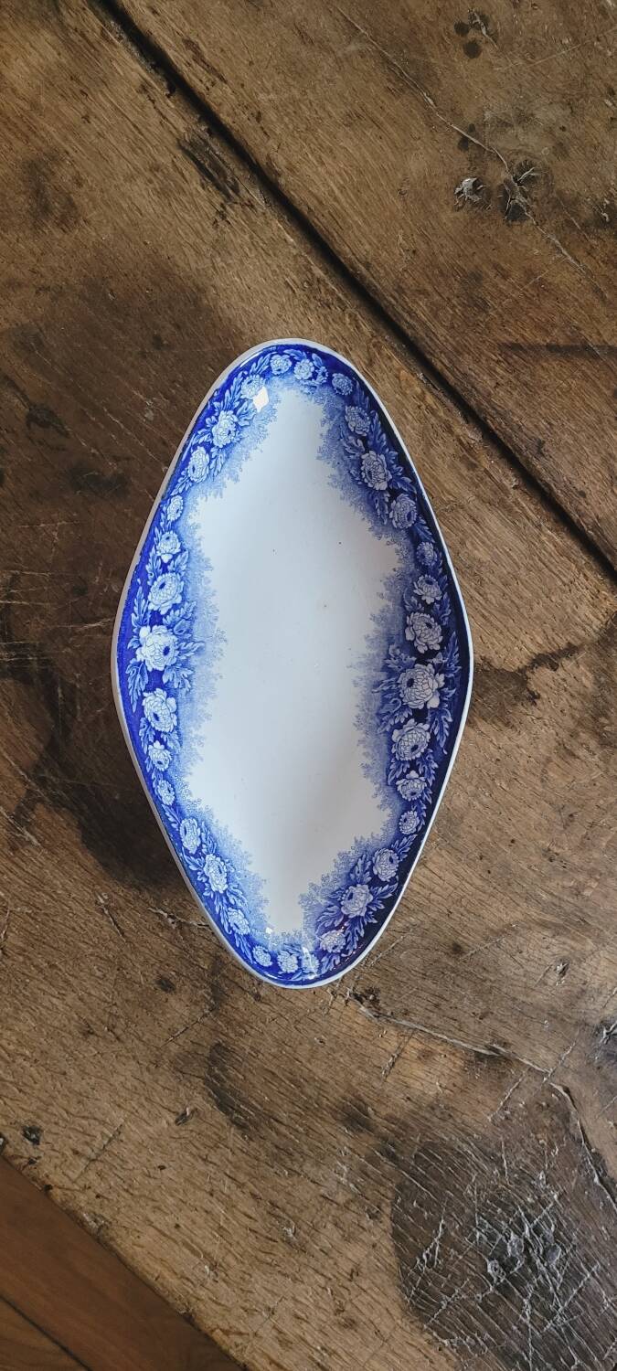 Late 19th century dish