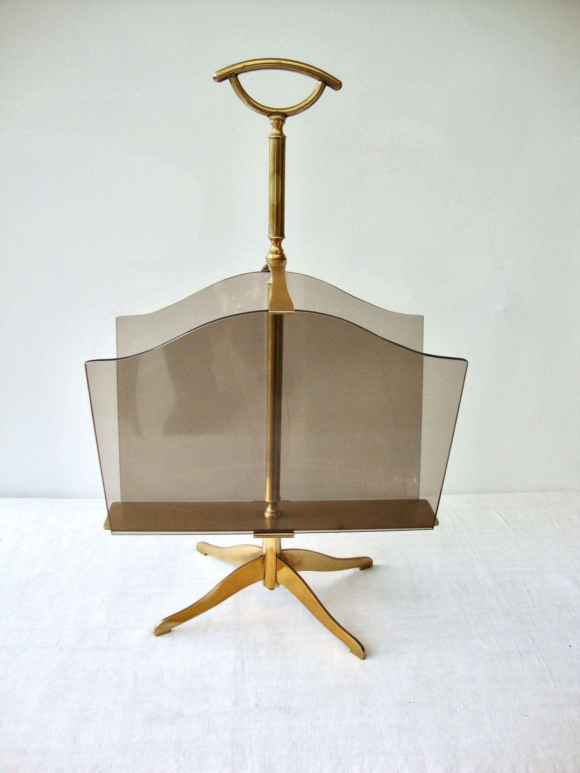 Italian design magazine holder 1960