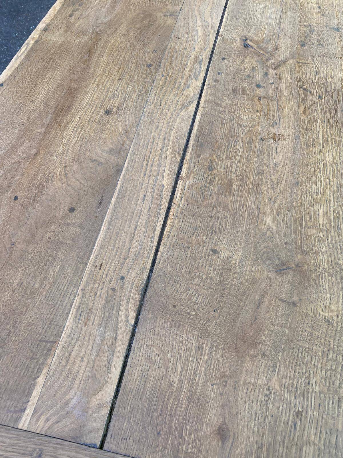 Renovated vintage baker's dough trough in solid oak from the 19th century.