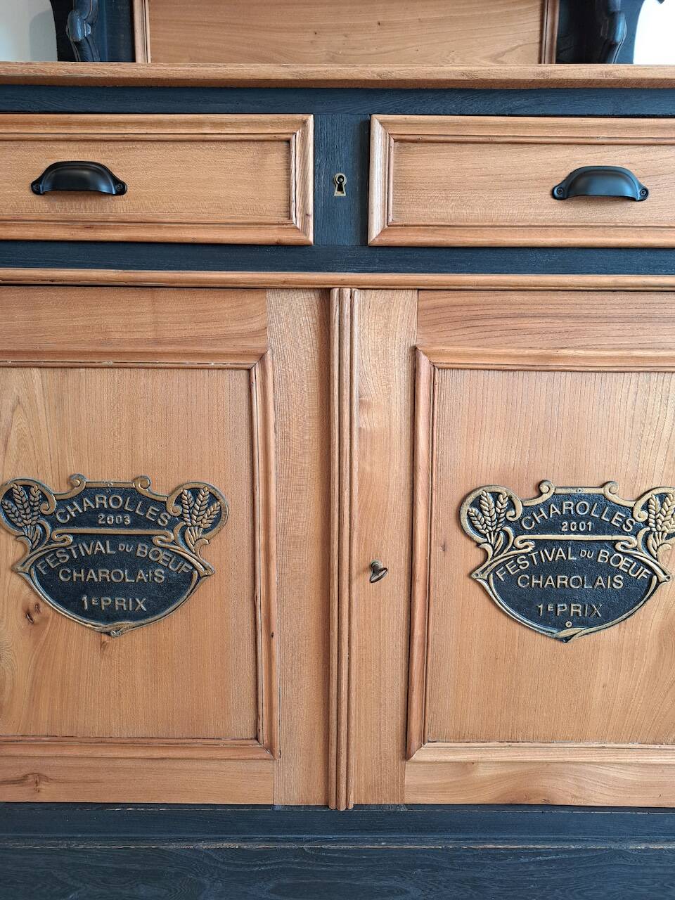 Saint Hubert sideboard in elm wood