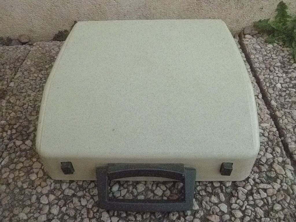 Typewriter Brother model 200