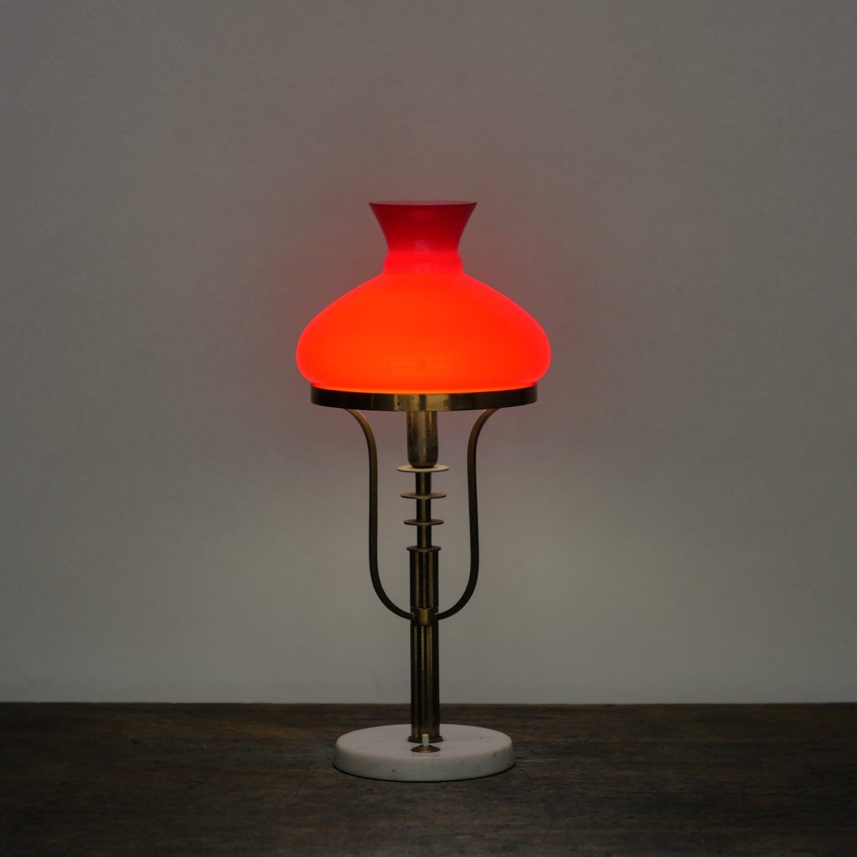 Table lamp in brass, glass and marble attributed to Stilux, Italy, 1950s.