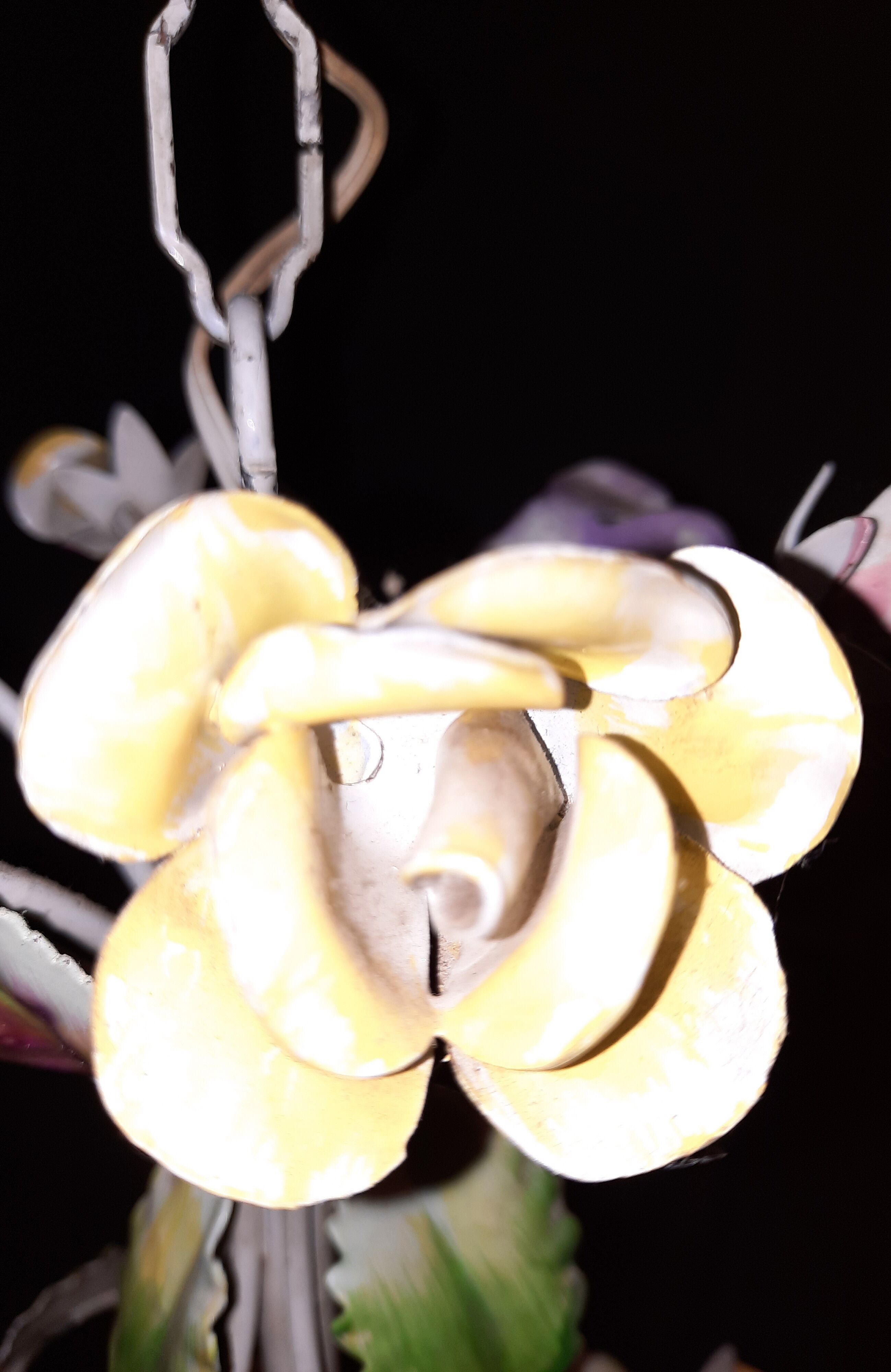 6-light flowered metal chandelier