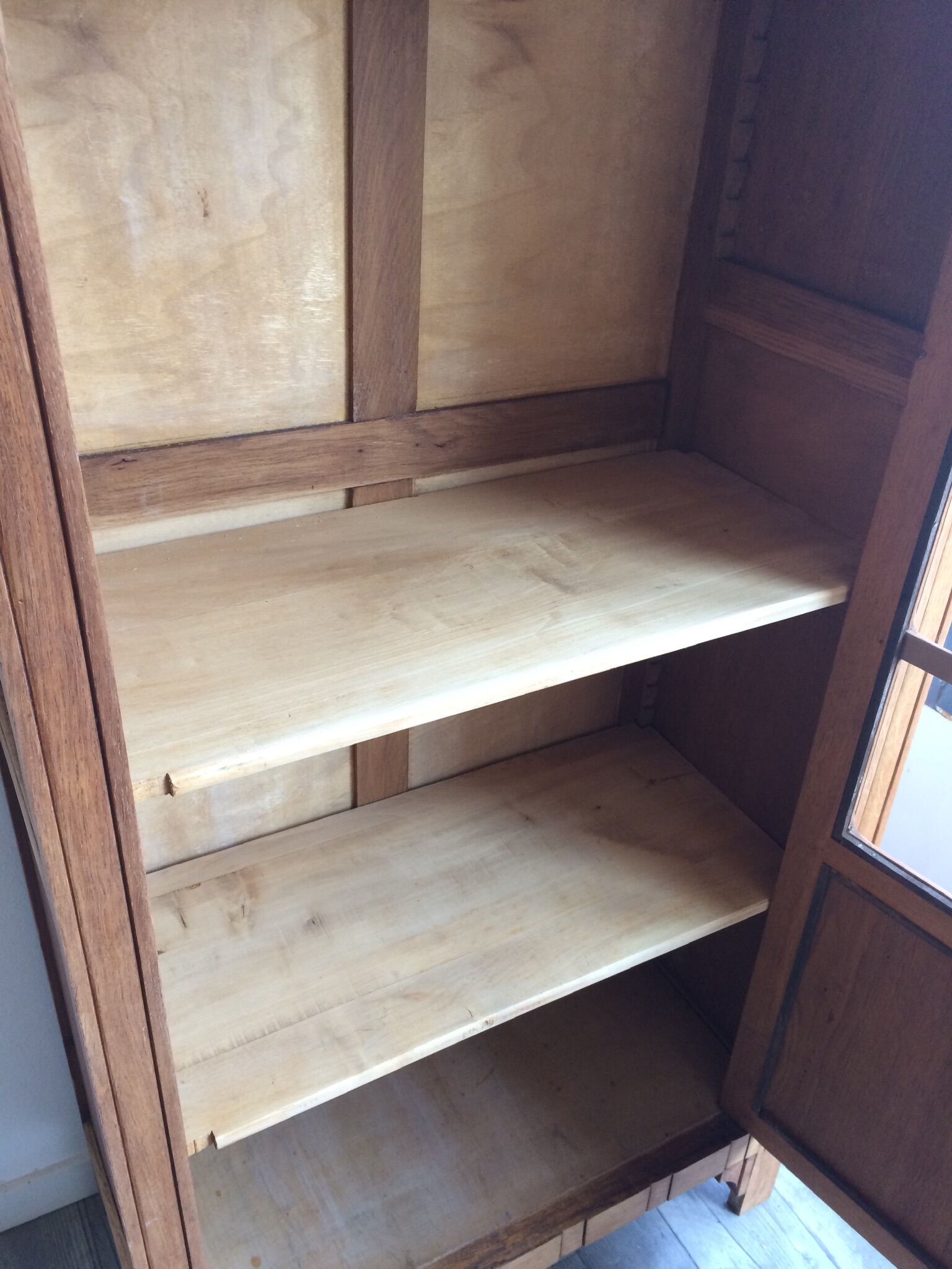 Art Deco glass cabinet