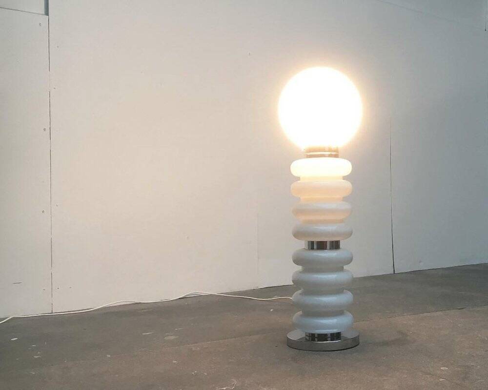 Mid-century space age glass floor lamp by Carlo Nason for JBS, 1960s.