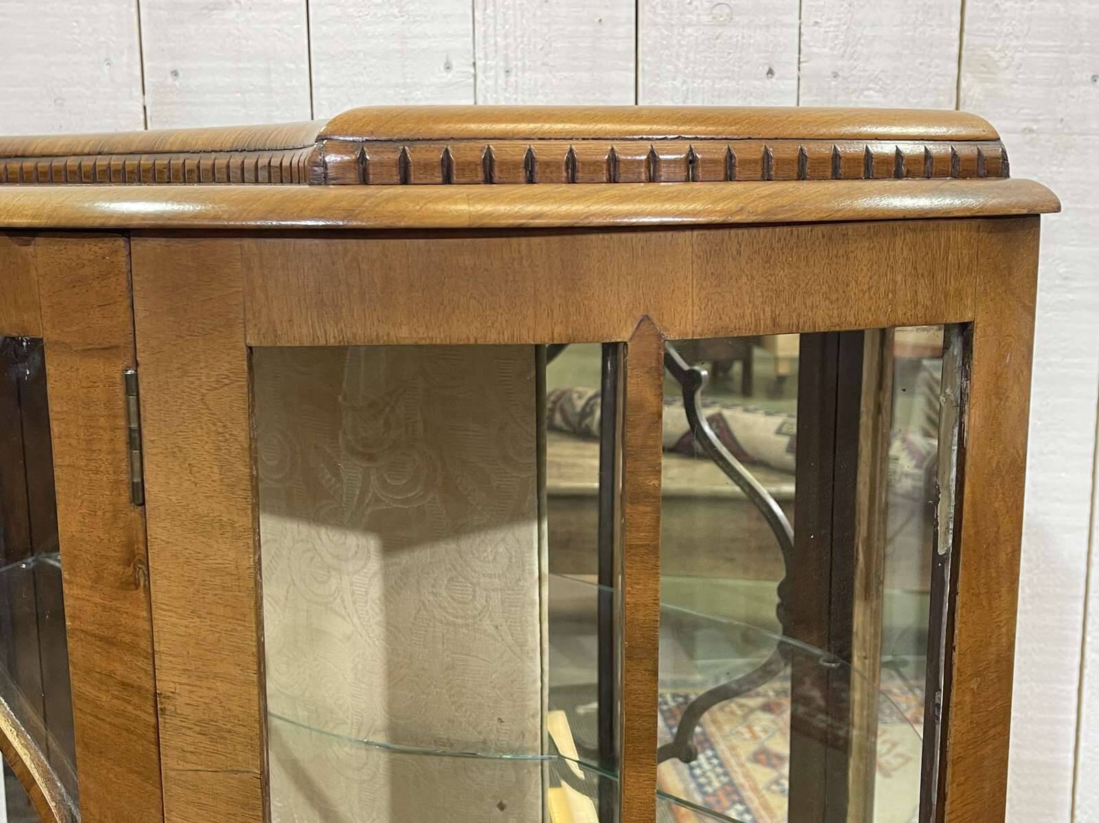 English display cabinet from the 1950s in walnut