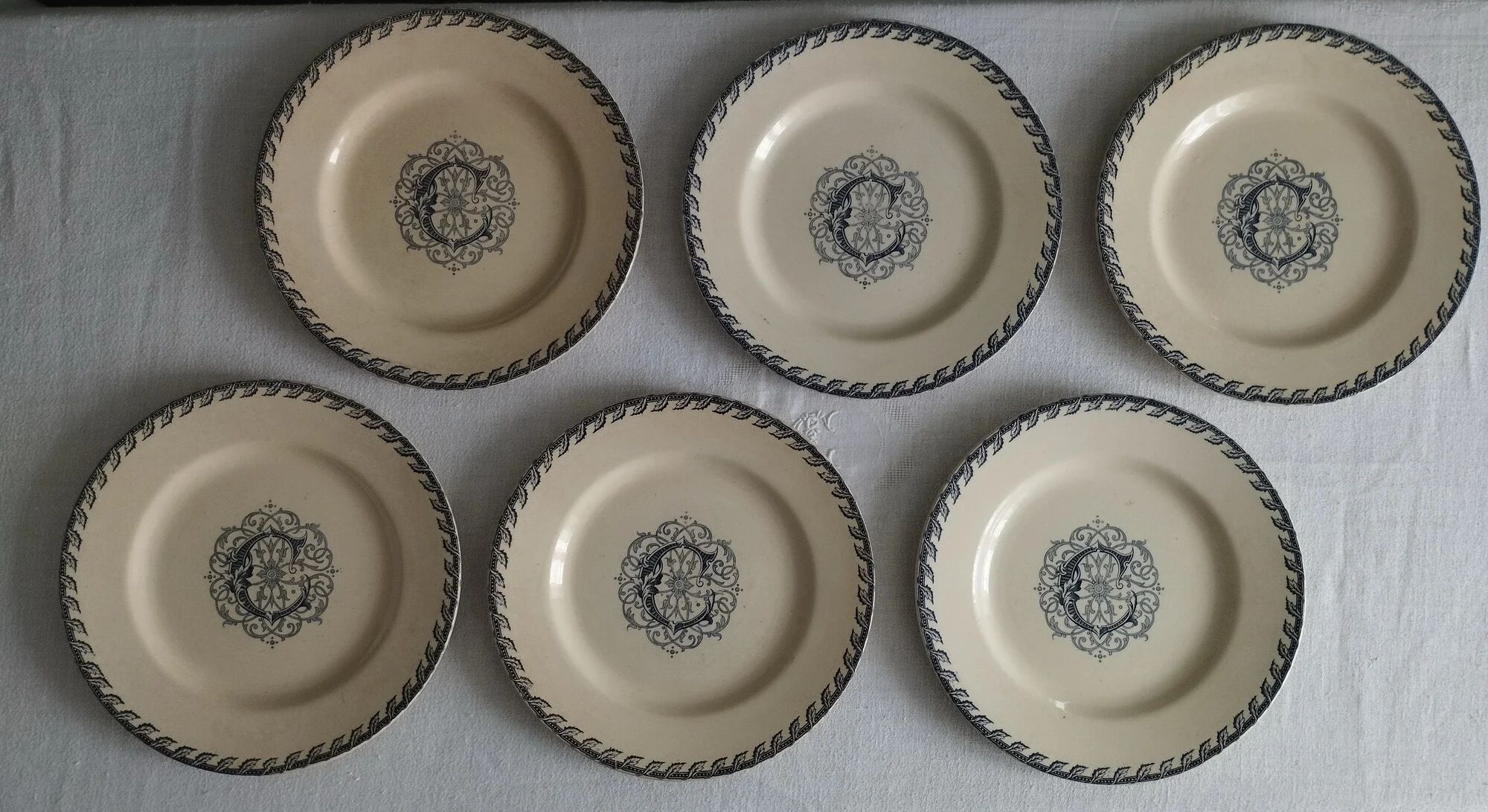 KG Lunéville - 6 flat plates made of ironstone monogrammed "C"