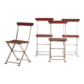 Anciennes chaises de jardin pliantes rouges (vers 1920). Ensemble de 4 pièces