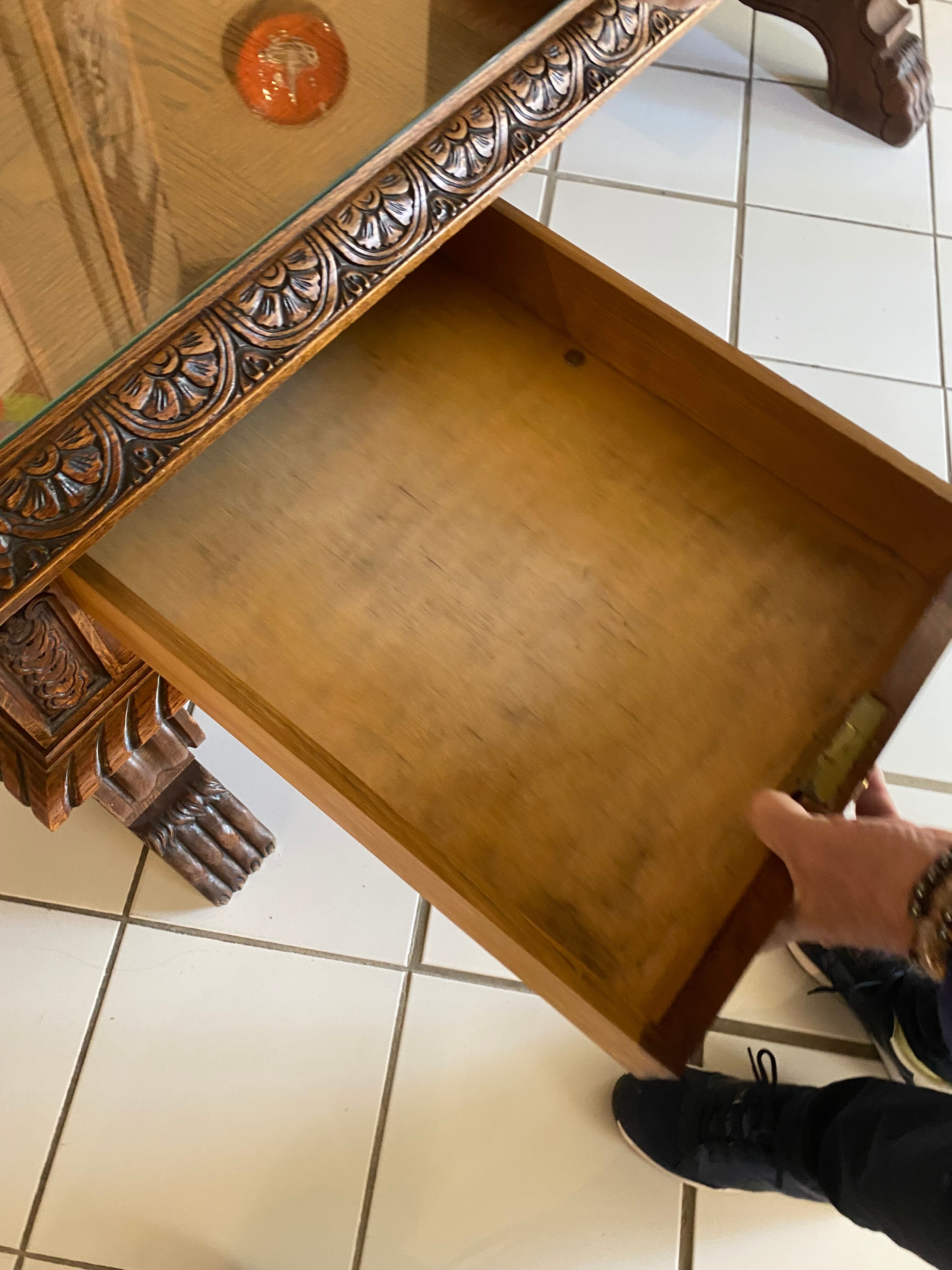 Bureau en chêne et verre