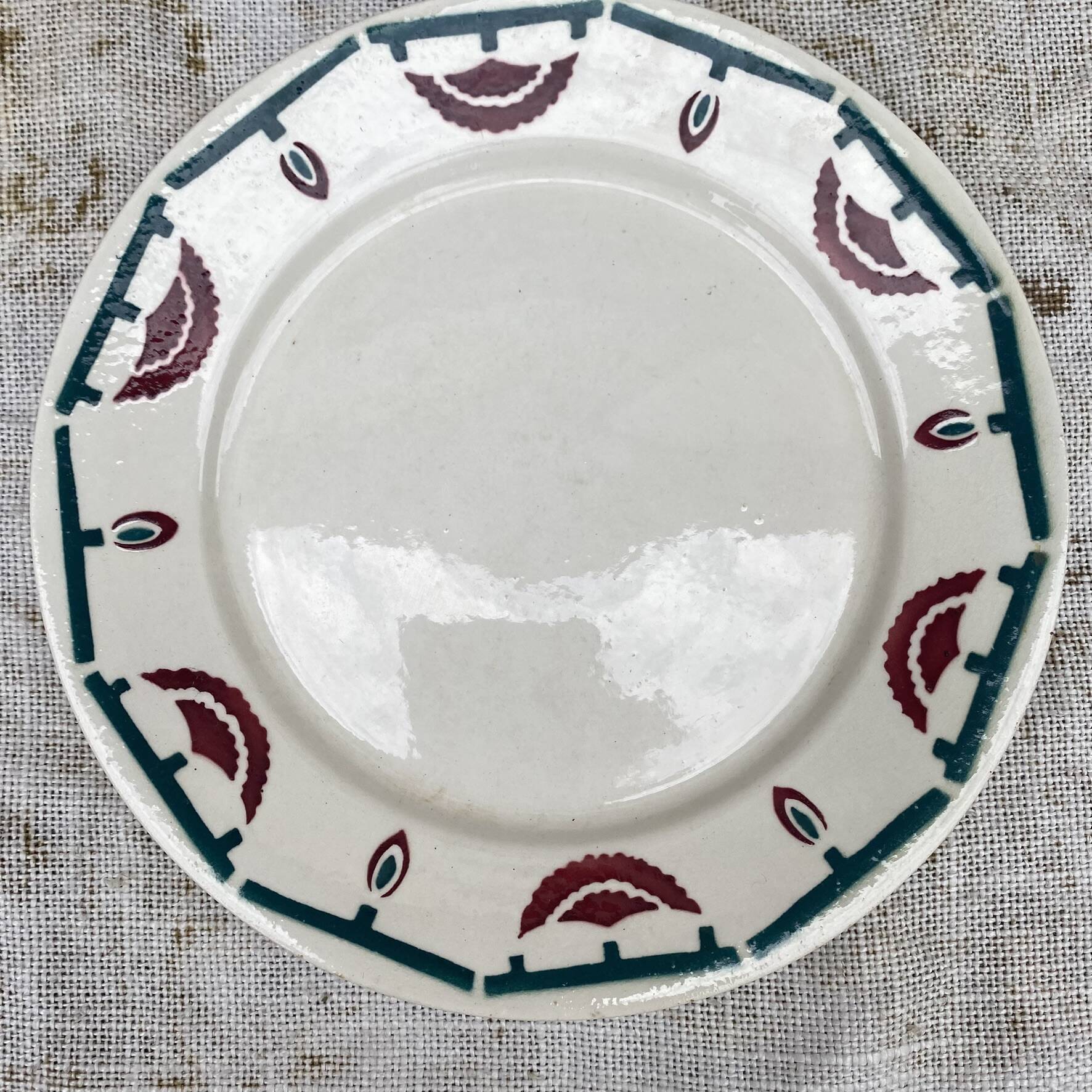 assiettes plates art déco badonviller El d'jem
