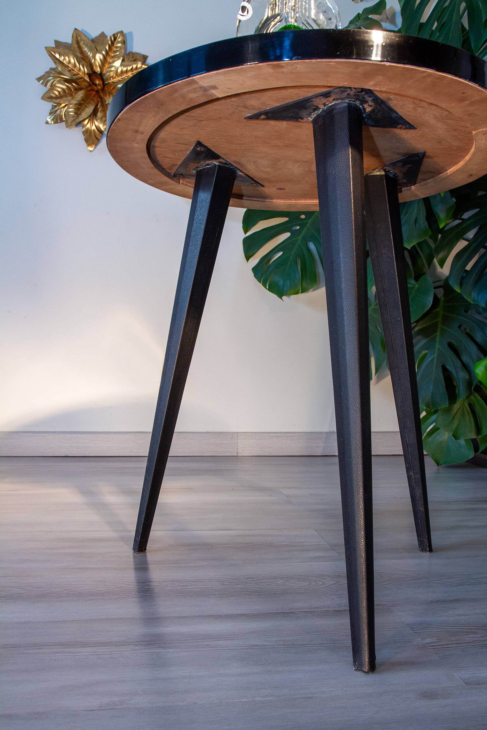 50s tripod pedestal table, side table, wood and coated metal