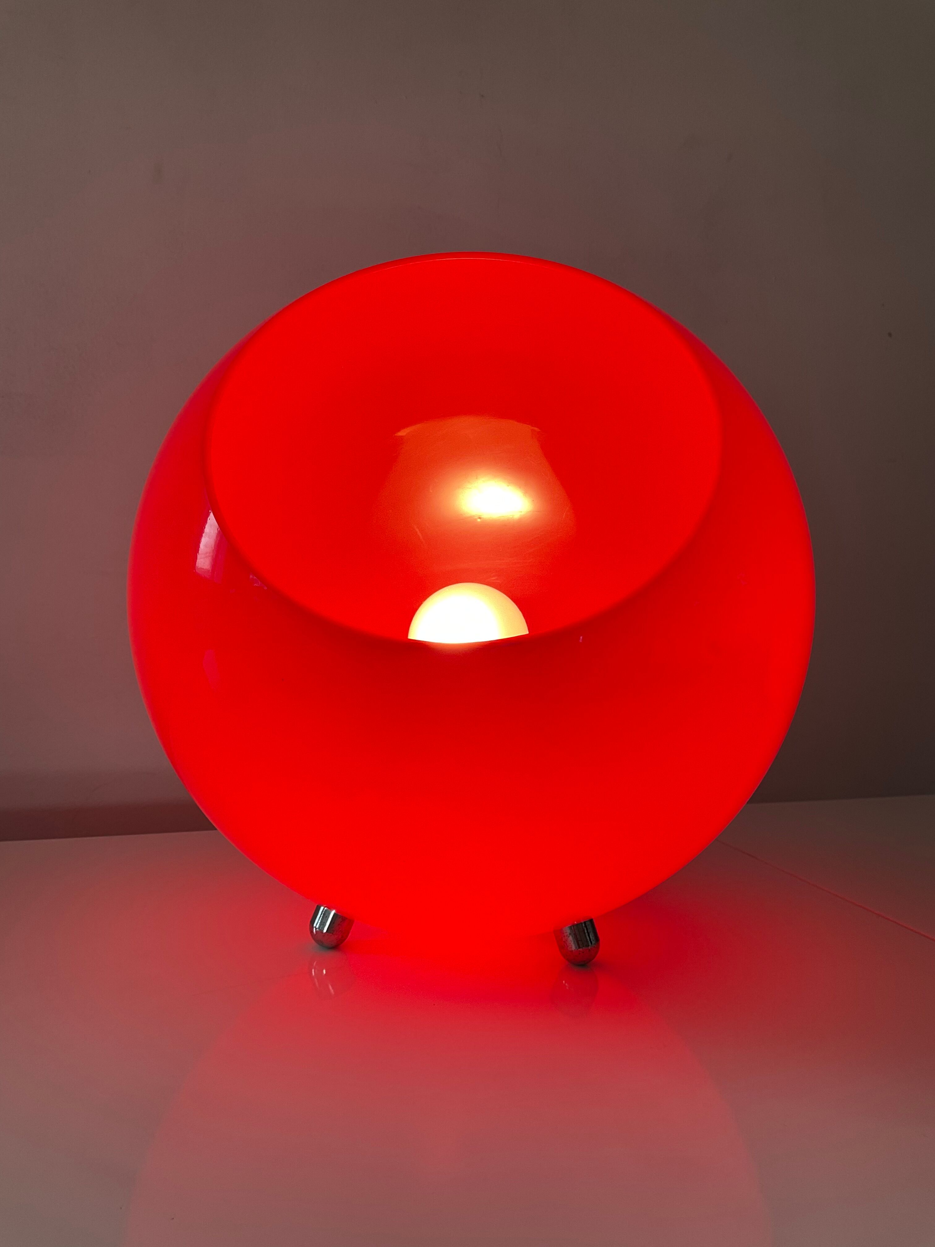 Red plexiglass lamp from the 80s