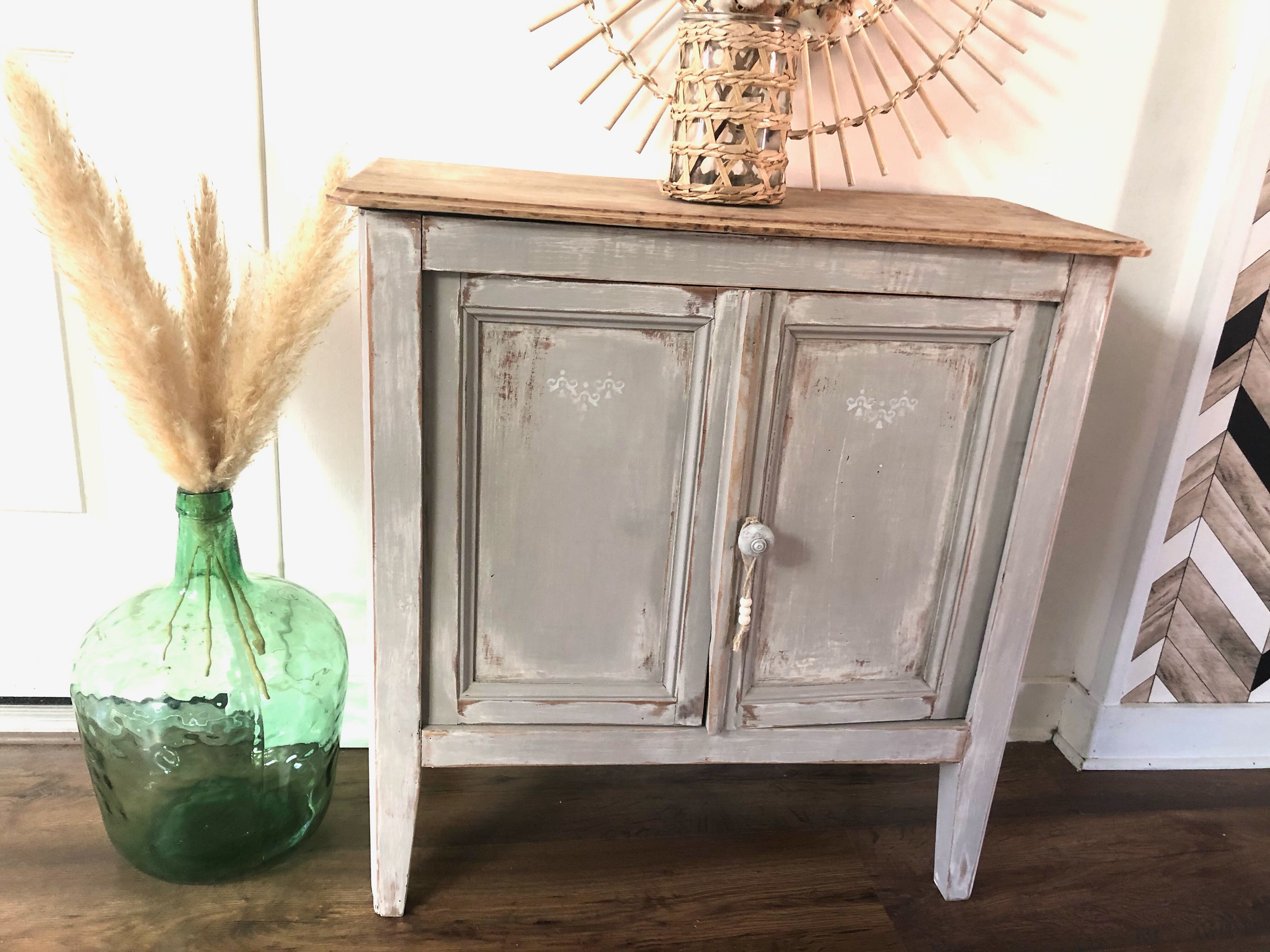 Small storage cabinet