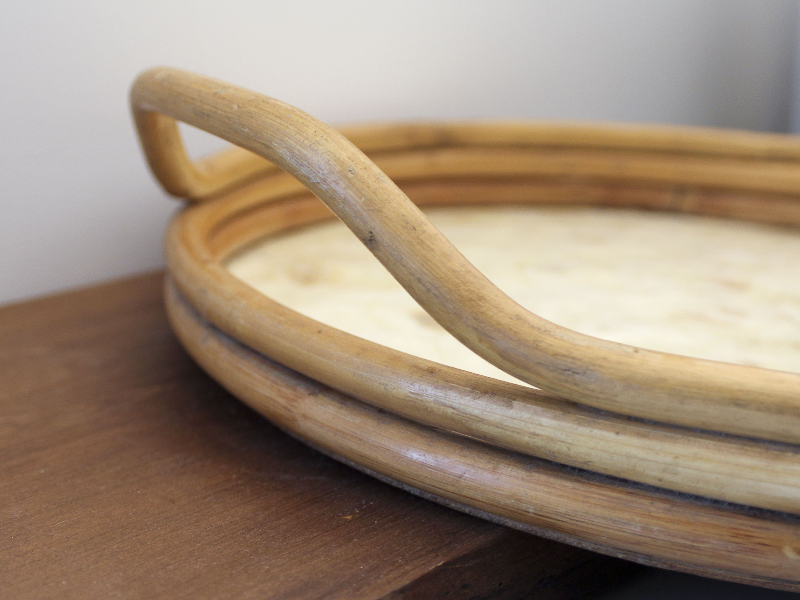 Plateau rond rotin et nacre