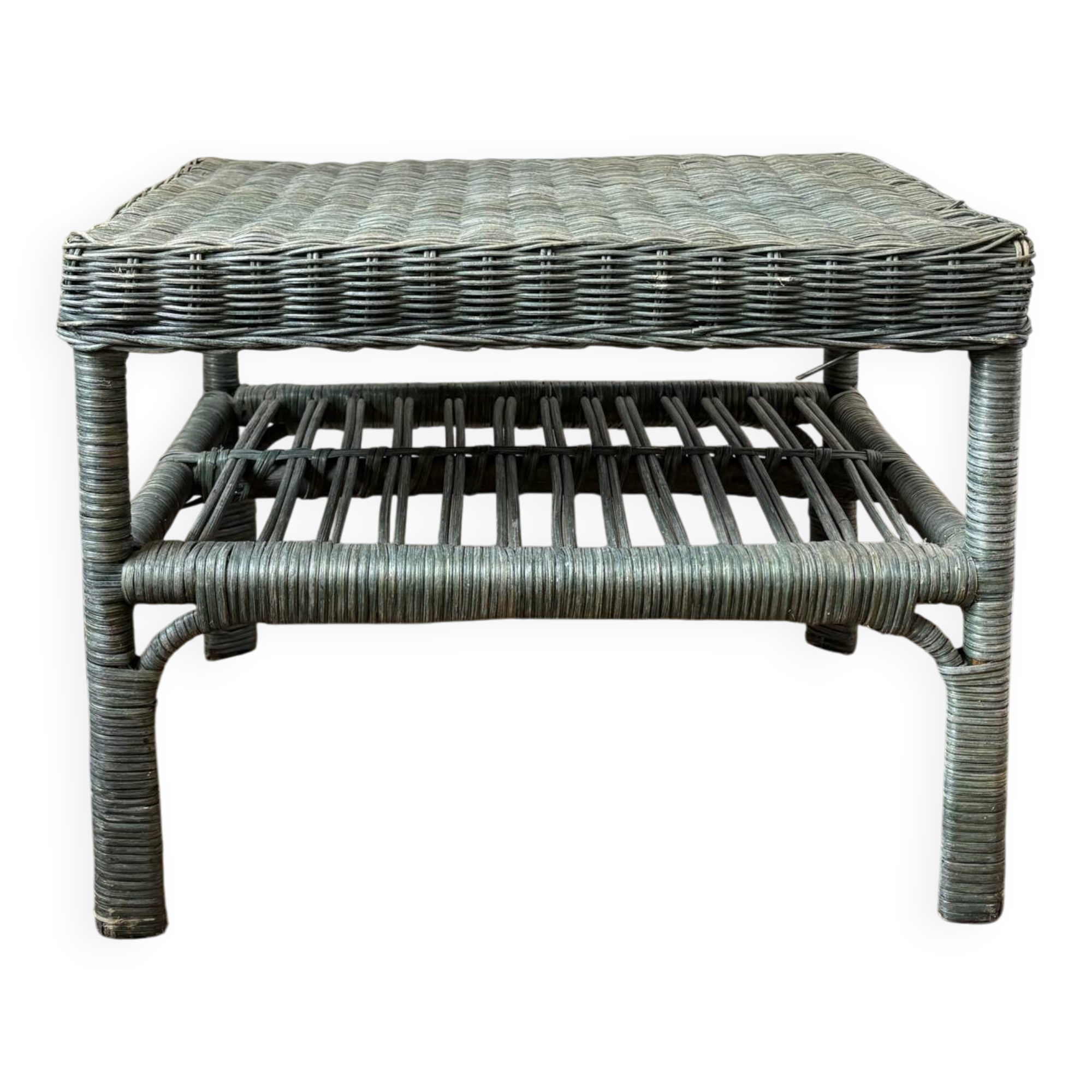 Table basse en rotin