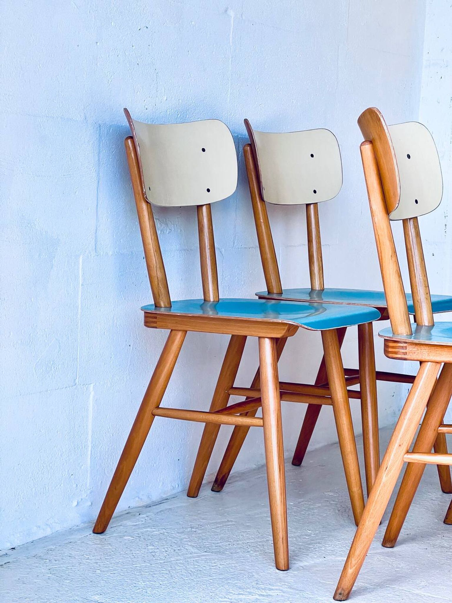 Chaises Birtro de Ton, années 1960.