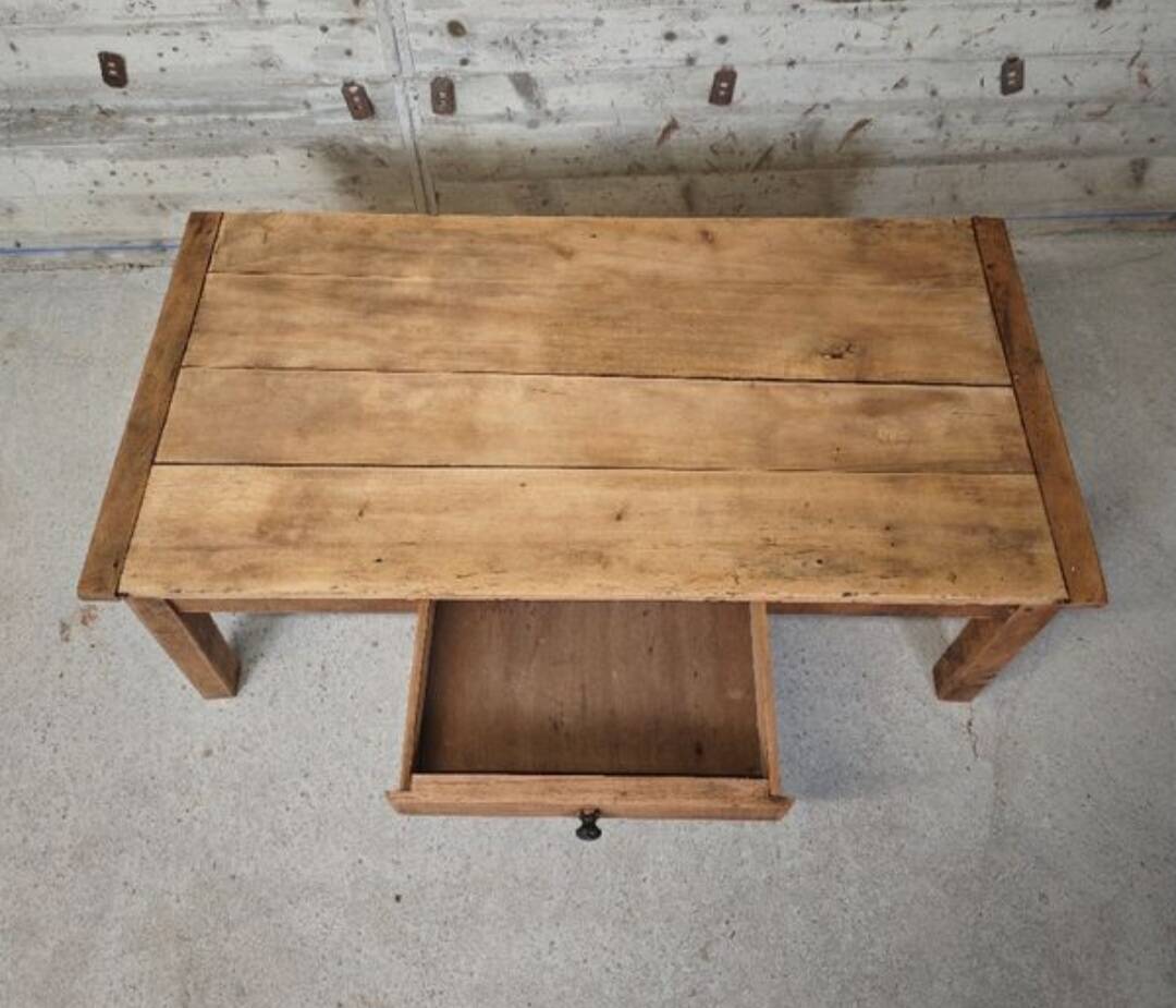 Table basse de ferme