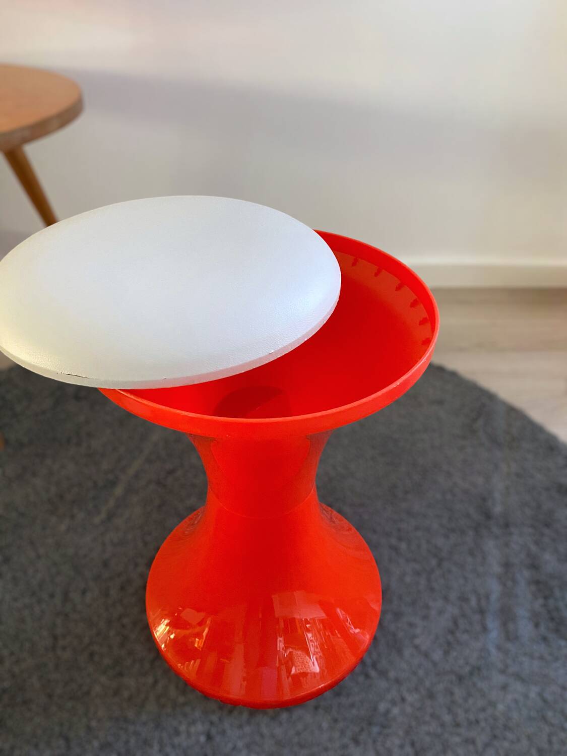 Tabouret tam tam rouge orange vintage