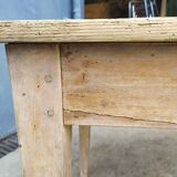 Farm table