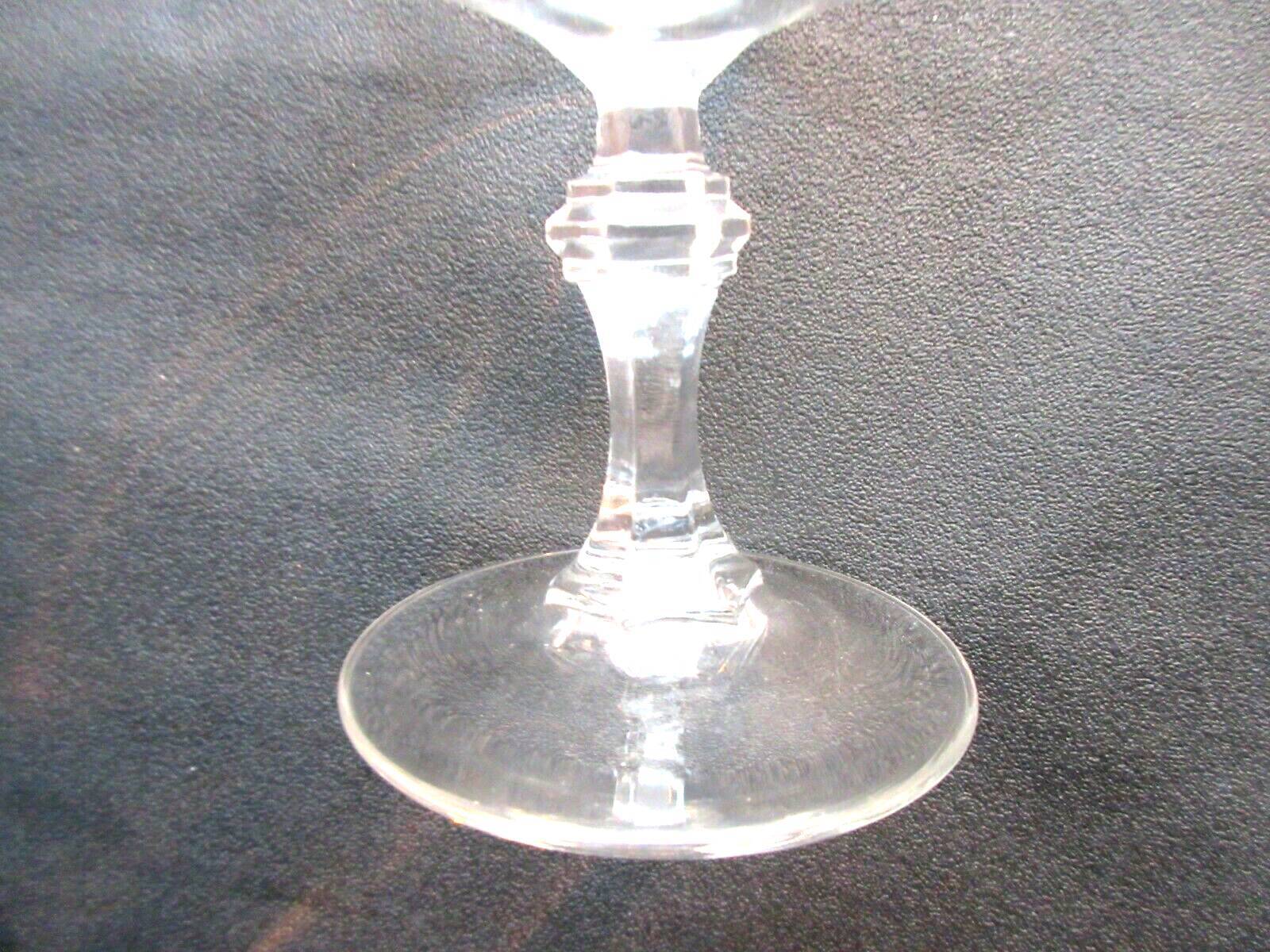 6 Louis XV style champagne glasses engraved with arabesques, baluster foot