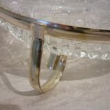 Chiseled glass plate