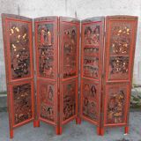 Large extreme orirntal screen