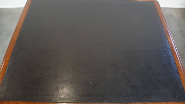 Bureau ancien en chêne anglais avec plateau en cuir