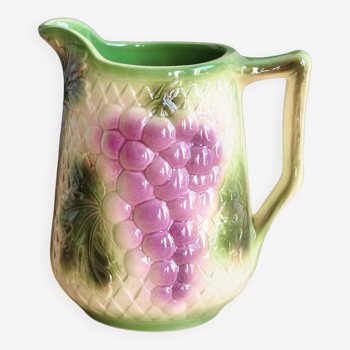 Slip pitcher from the 20s/30s with vine and grape decoration, Saint-Clément earthenware