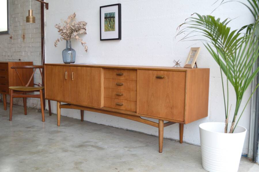 English enfilade by G-Plan * 206 cm