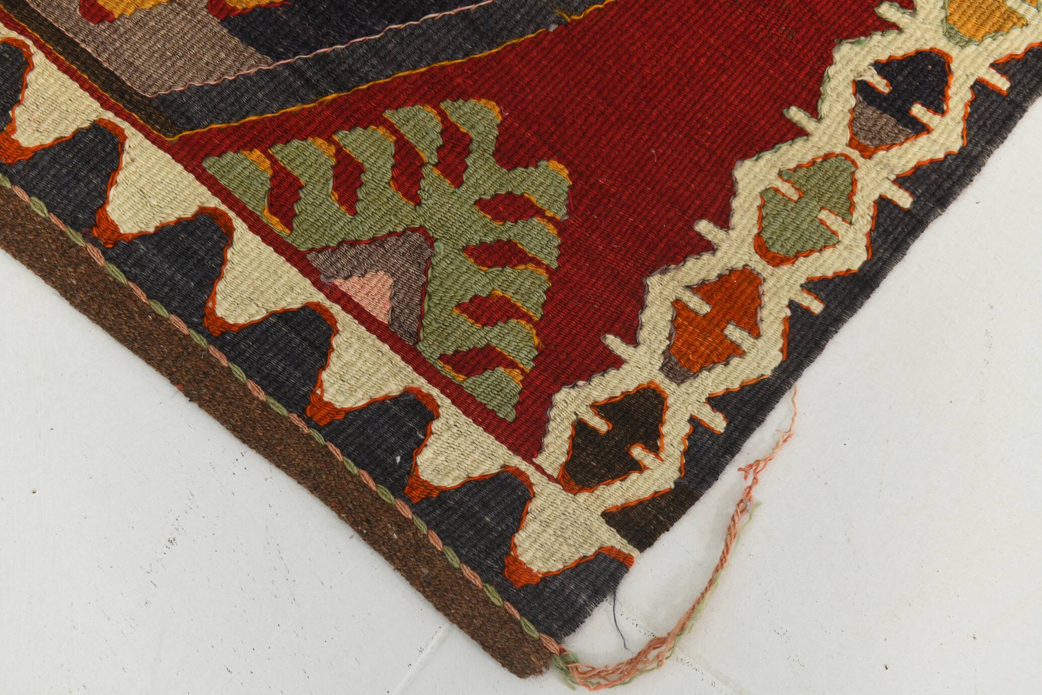 Kilim Vintage Anatolien Rouge – Motifs Géométriques, Laine, 88x125 Cm