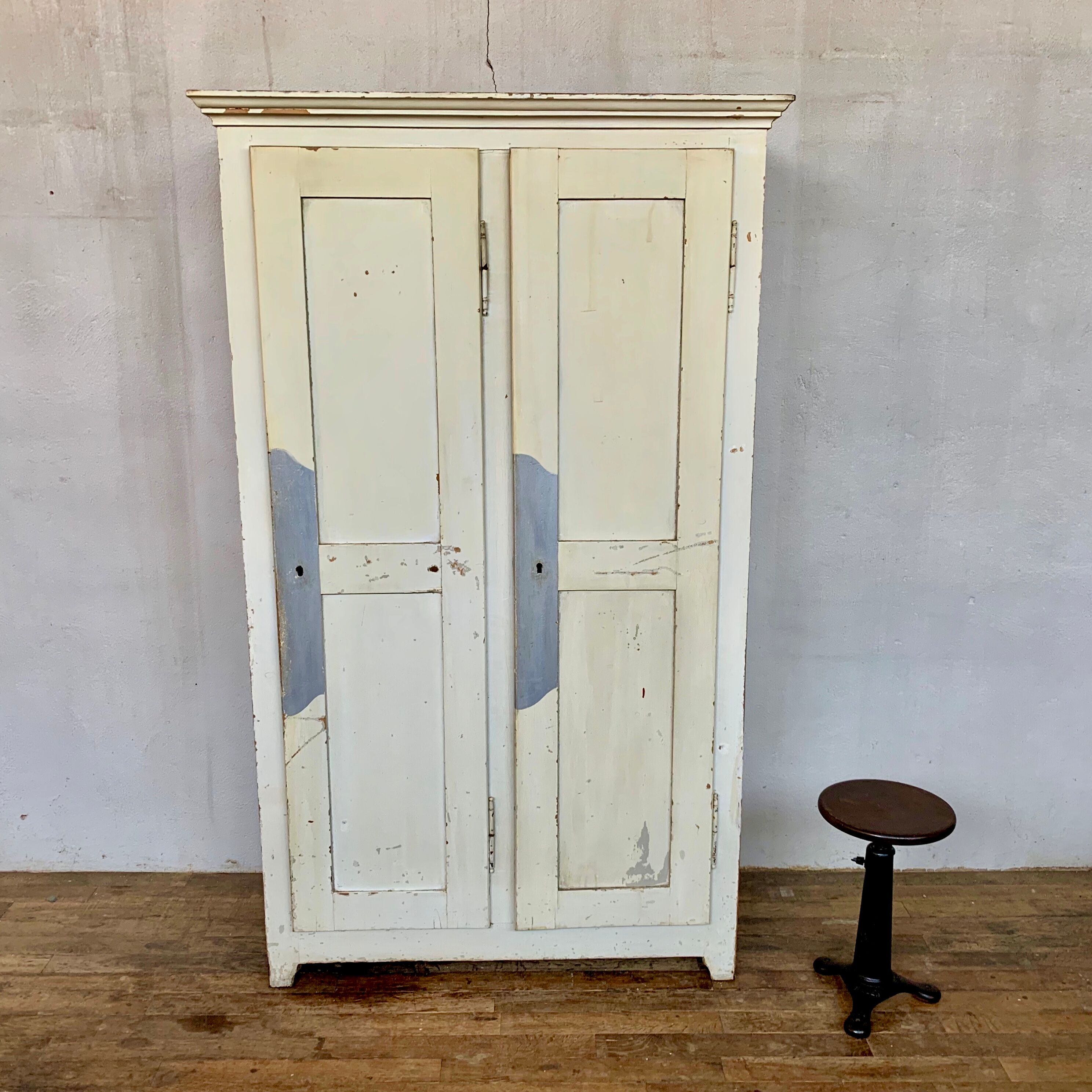 Industrial closet