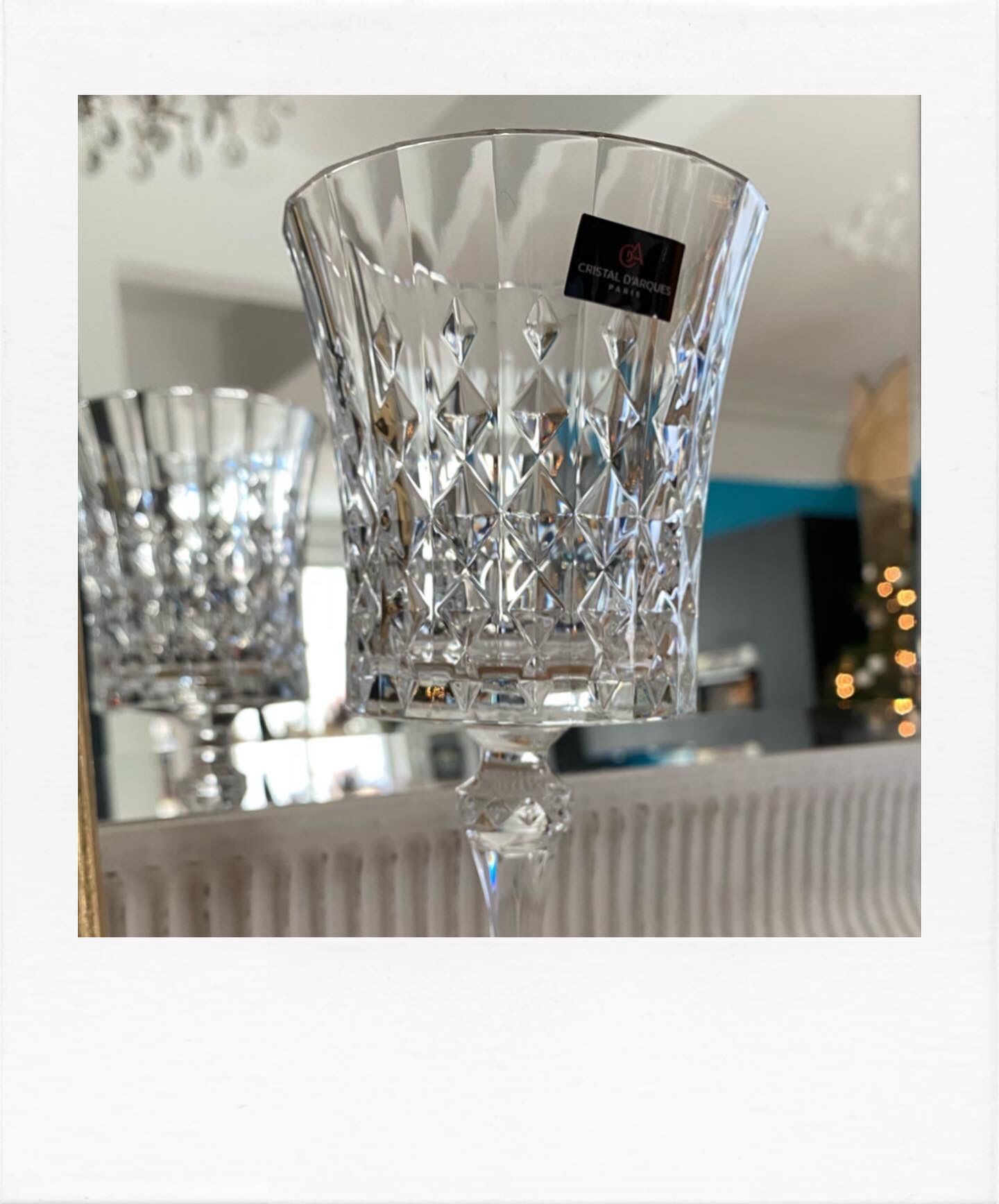 Set 4 crystal wine glasses